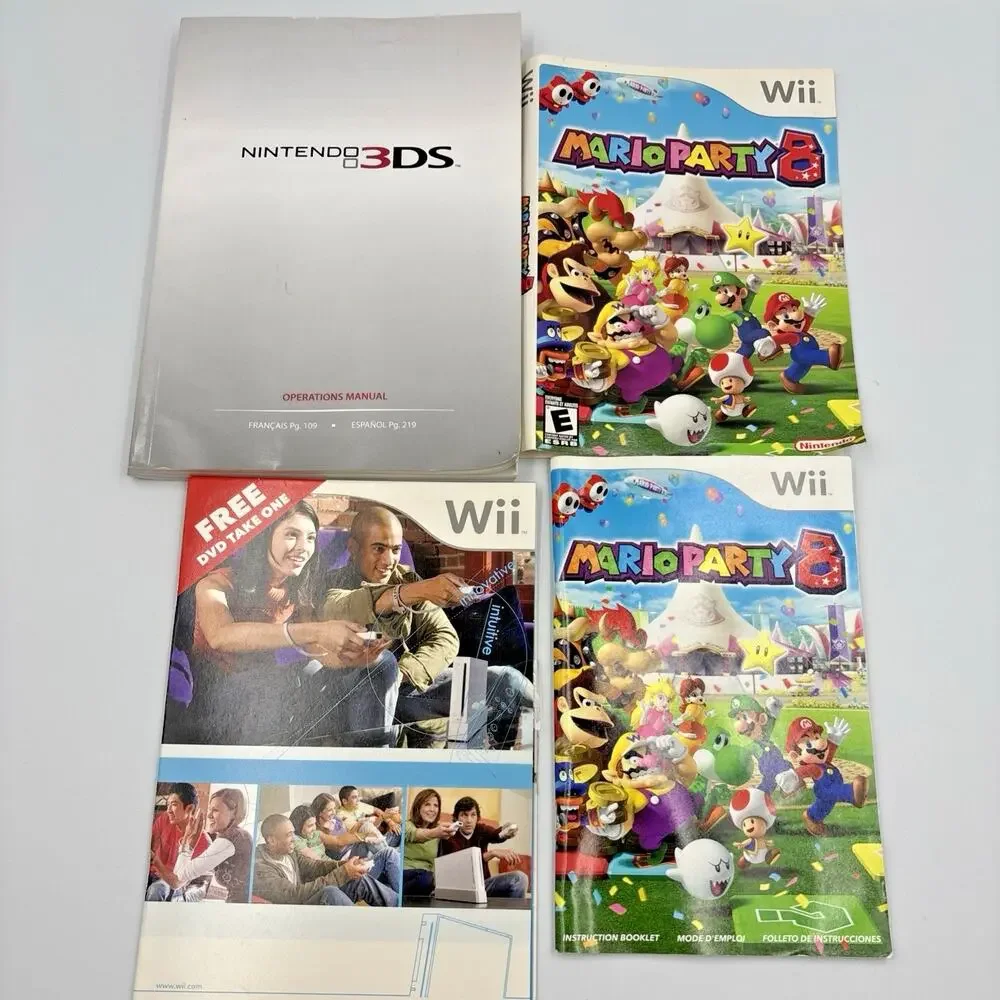 Lot Misc Nintendo/Sega Manuals Gamecube Nintendo DS/3DS NES and more